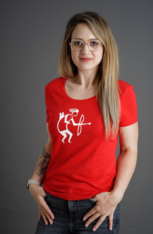 Redshirt Lady XL